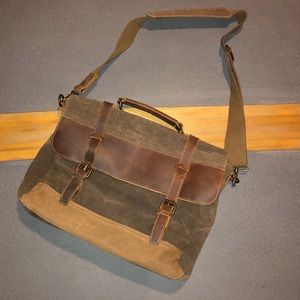 Men’s Messenger Bag